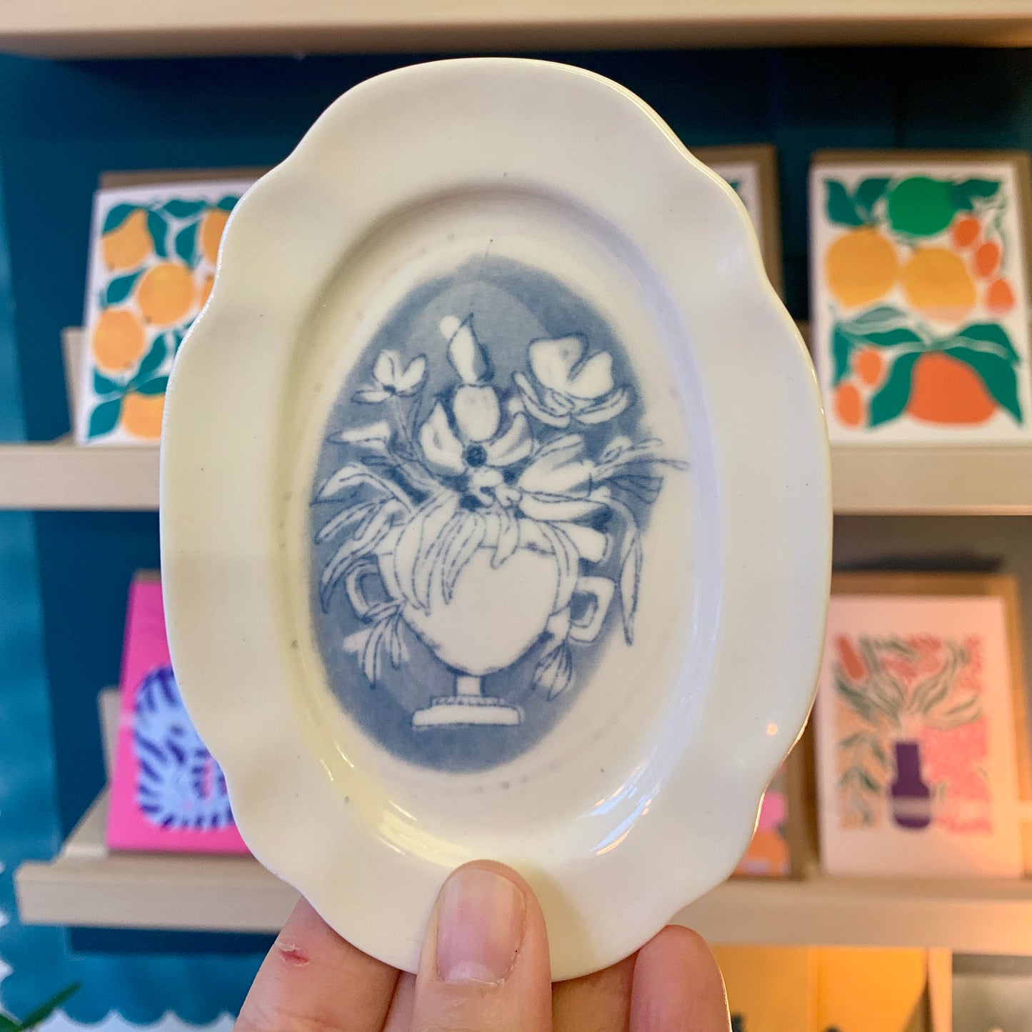 Scalloped Floral Plate - Dark Blue