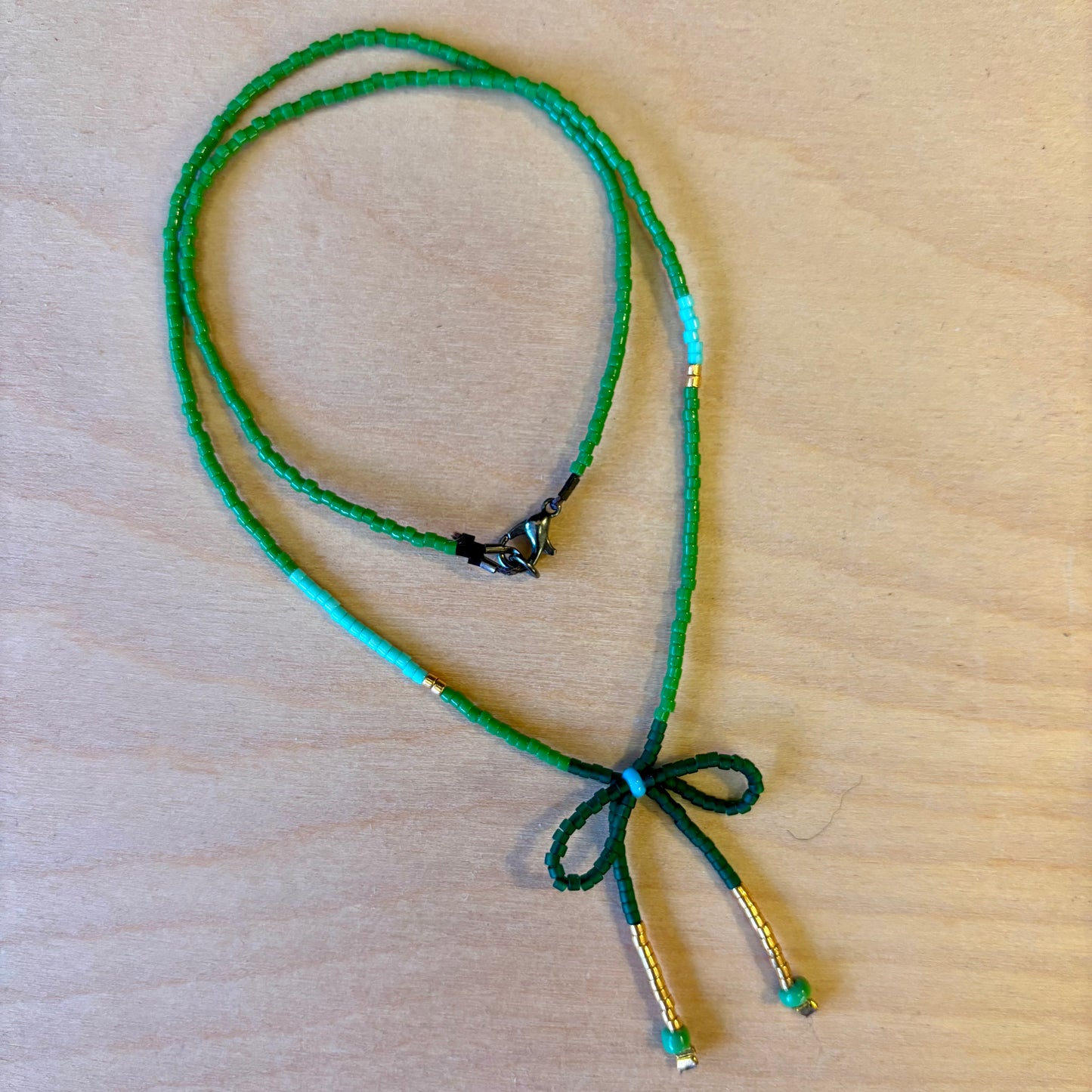 Beaded Bow Necklace - Green