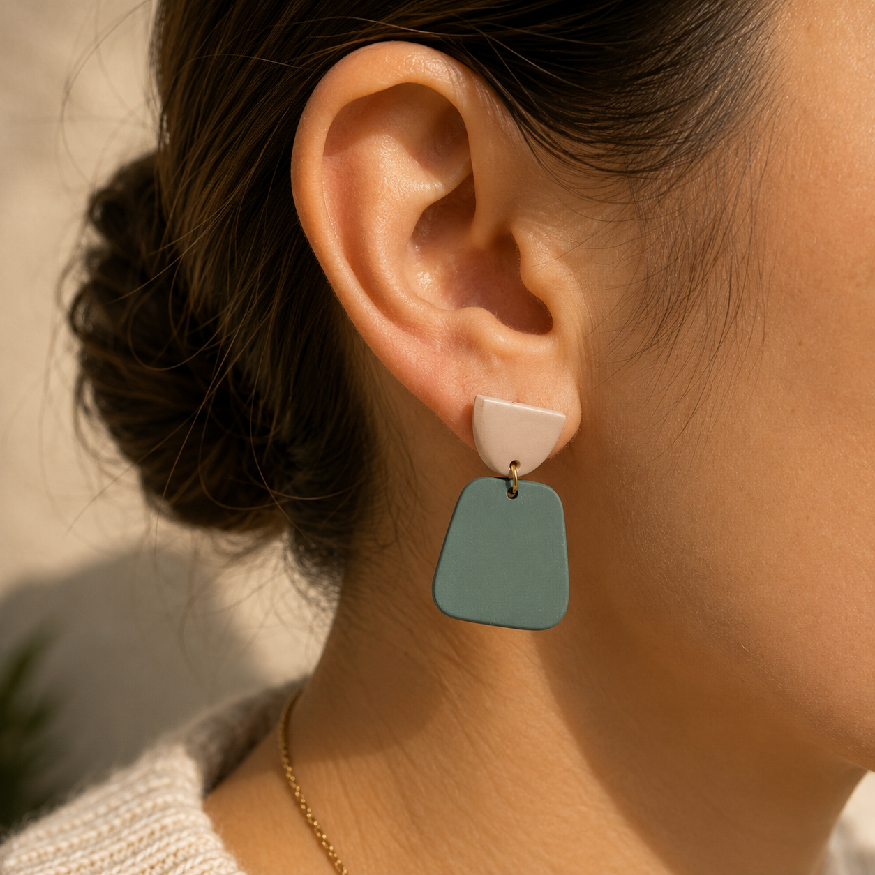 Acrylic Earrings - Sage/Cream