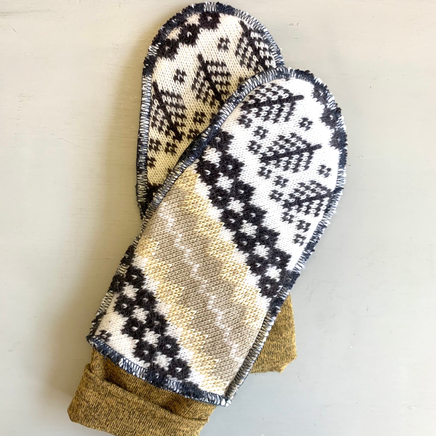 Bernie Mittens #1 - S