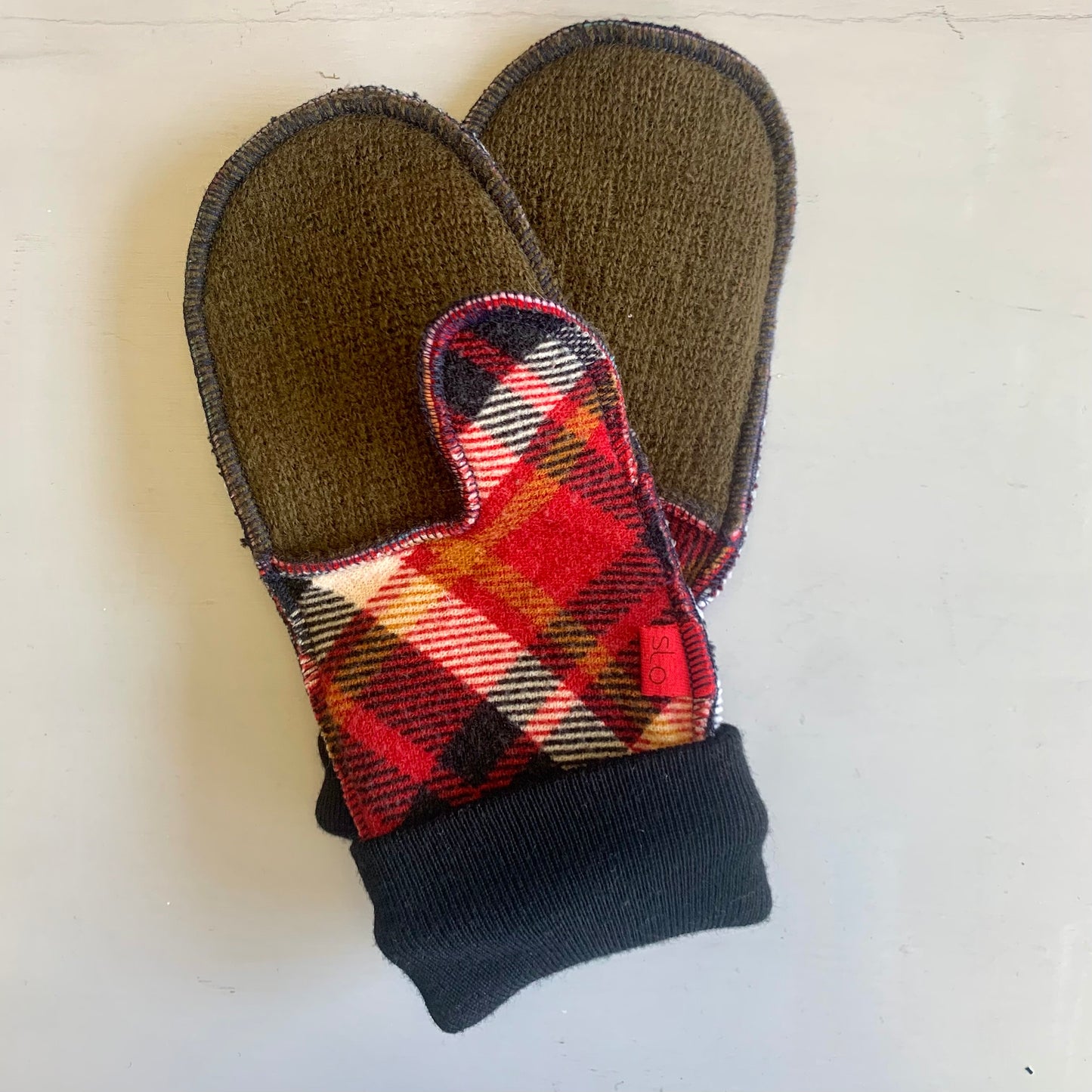 Bernie Mittens #6 - M