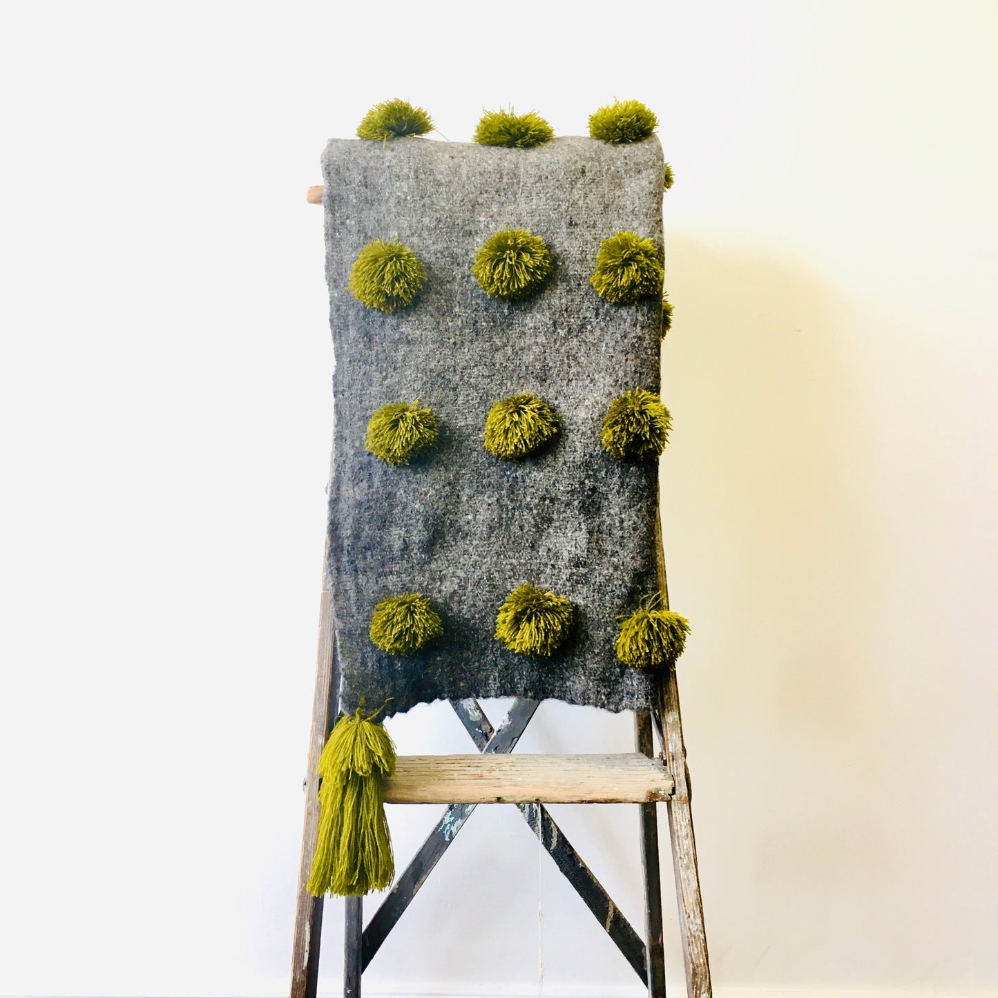 Wool PomPom Throw - Green