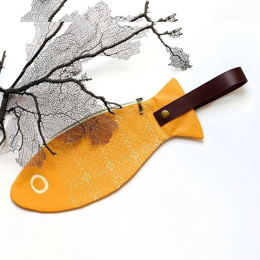 Fish Clutch - Mustard