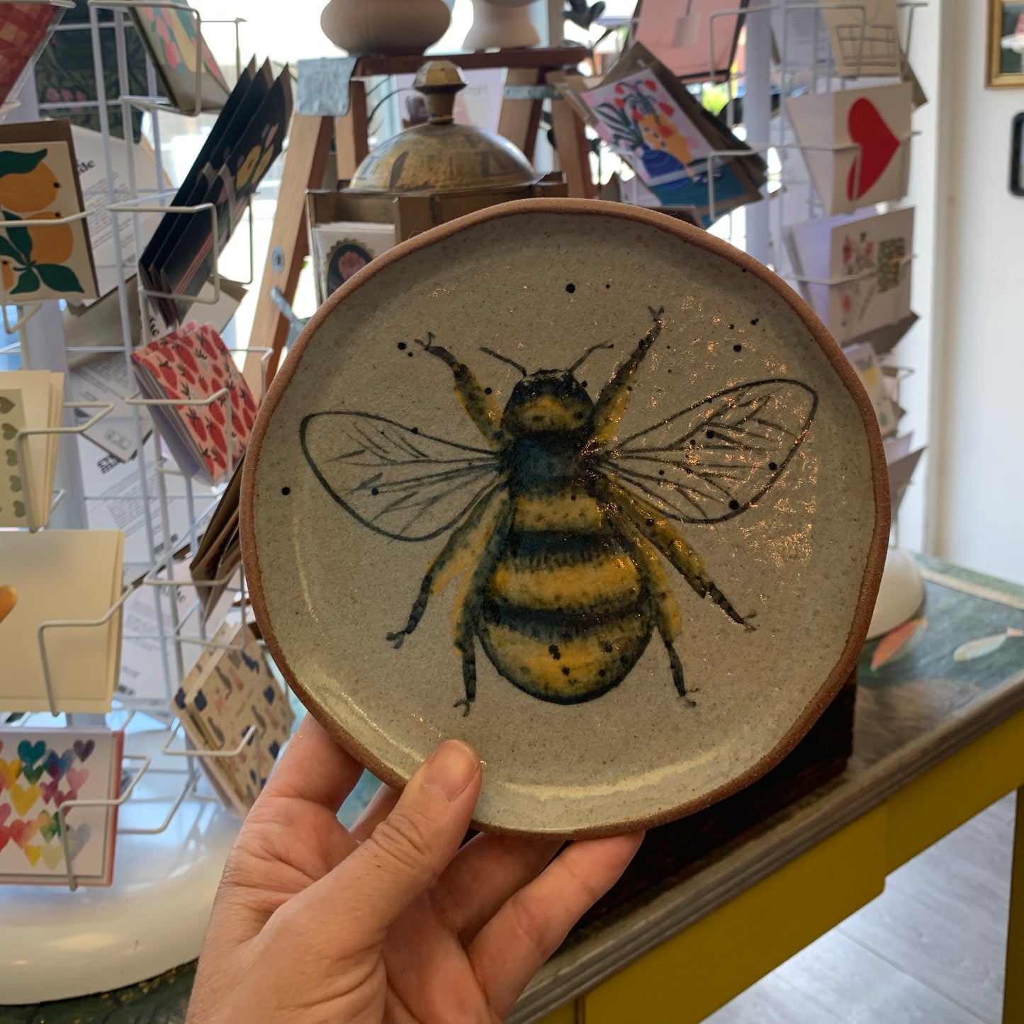 Stoneware Plate - Bee