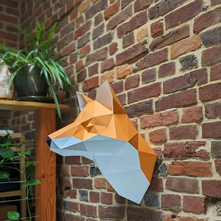 Cecilia the Fox -Paper DIY Kit