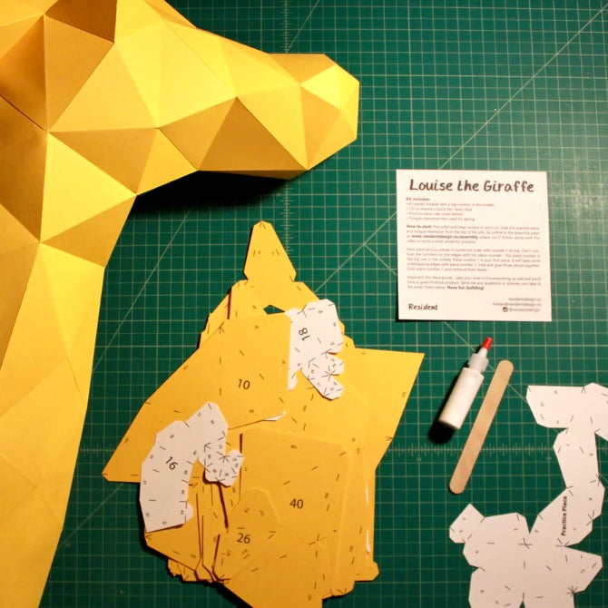 Louise the Giraffe -Paper DIY Kit