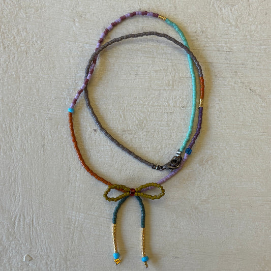 Beaded Bow Necklace - Olive