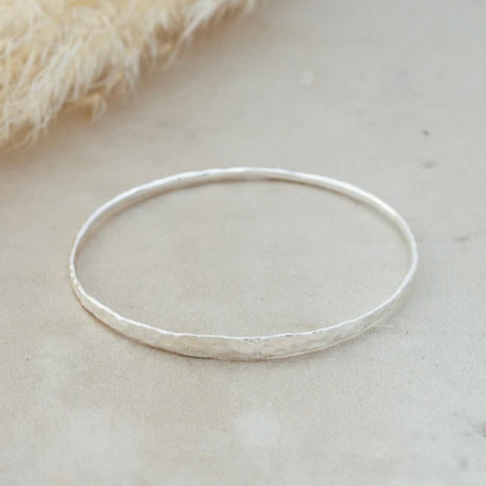 Be Kind Bangle- Silver