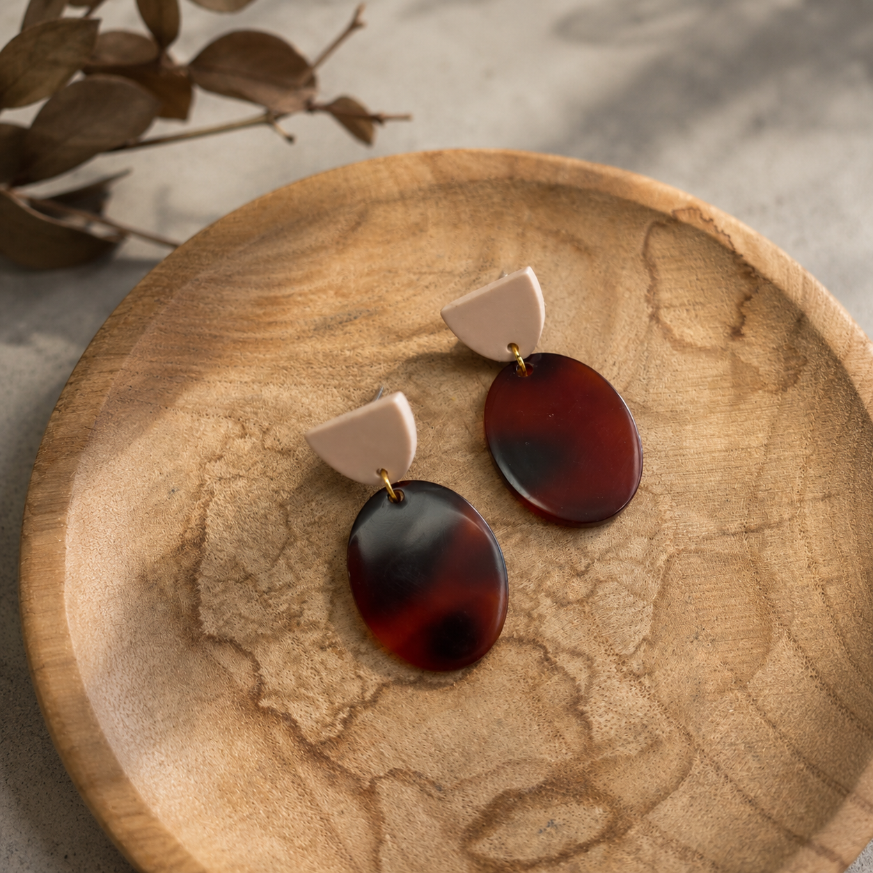 Acrylic Earrings - Brown/Cream