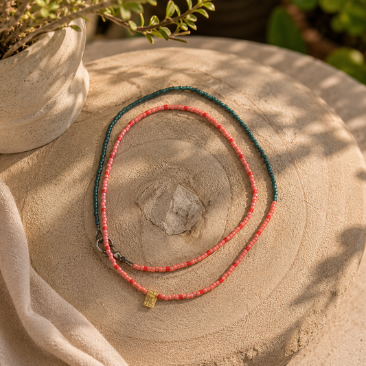 Beaded Colour Blocked Necklace- Teal/Pink/Red