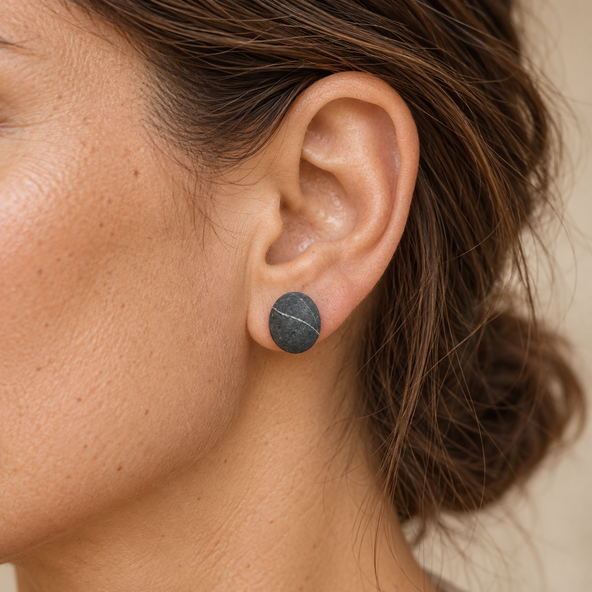 Adriatic Pebble Studs - Ljilje