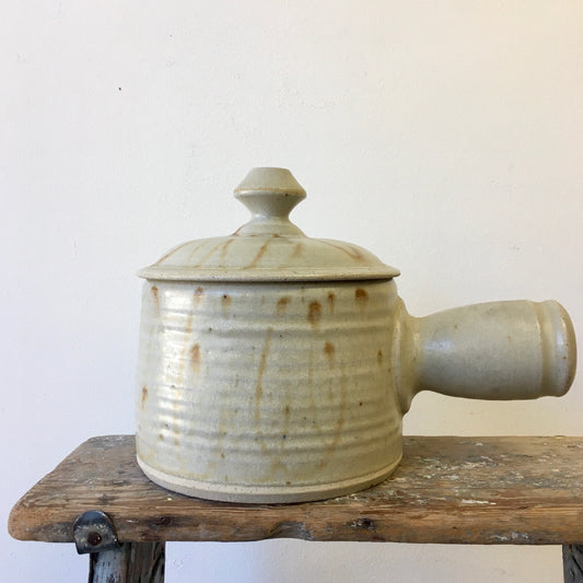 Vintage Casserole Bowl with a Lid - 1.5L