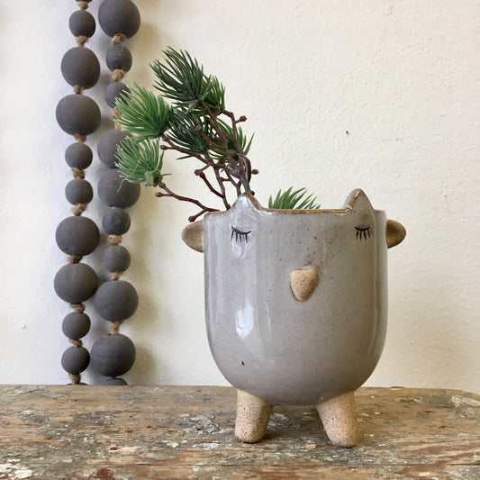 Little Lamb Pot - Grey